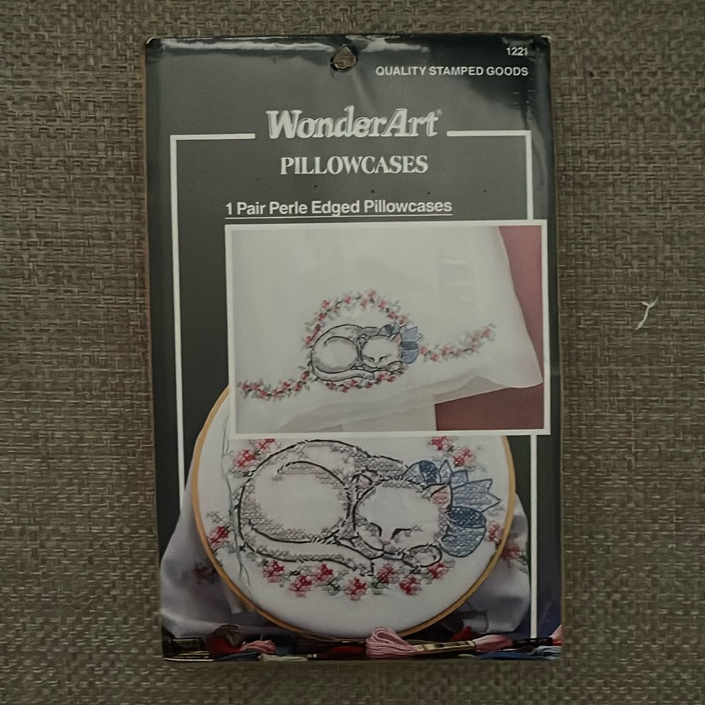 WONDERART Stamped Cross Stitch Perle Edged Pillowcases Sleeping Kitten 20”x 30”